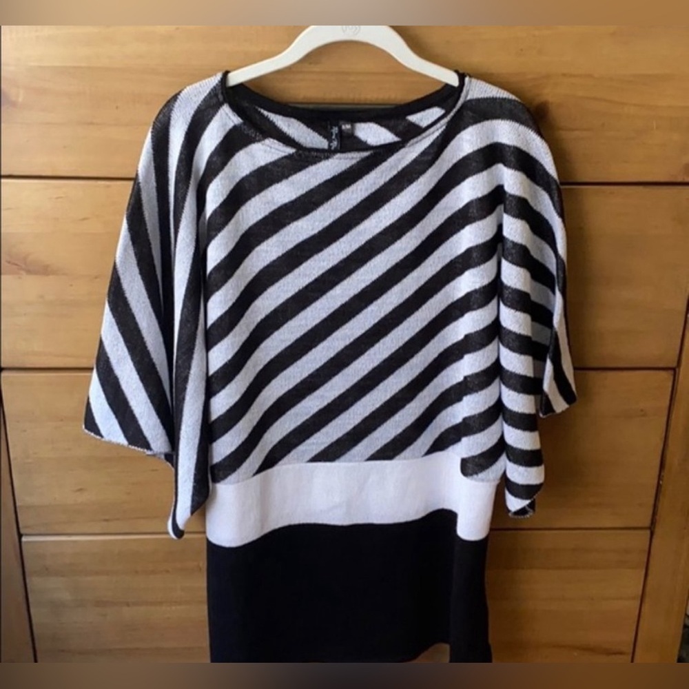 Roni Rabl Black & Grey Striped Cocoon Sweater - Size S/M